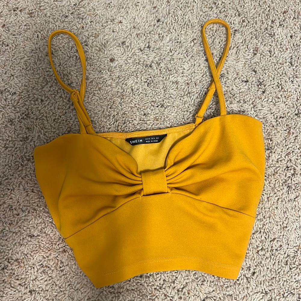 Shein Crop Top size xs